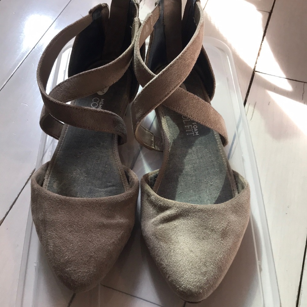 Dr. Scholl’s memory foam cool fit sandals